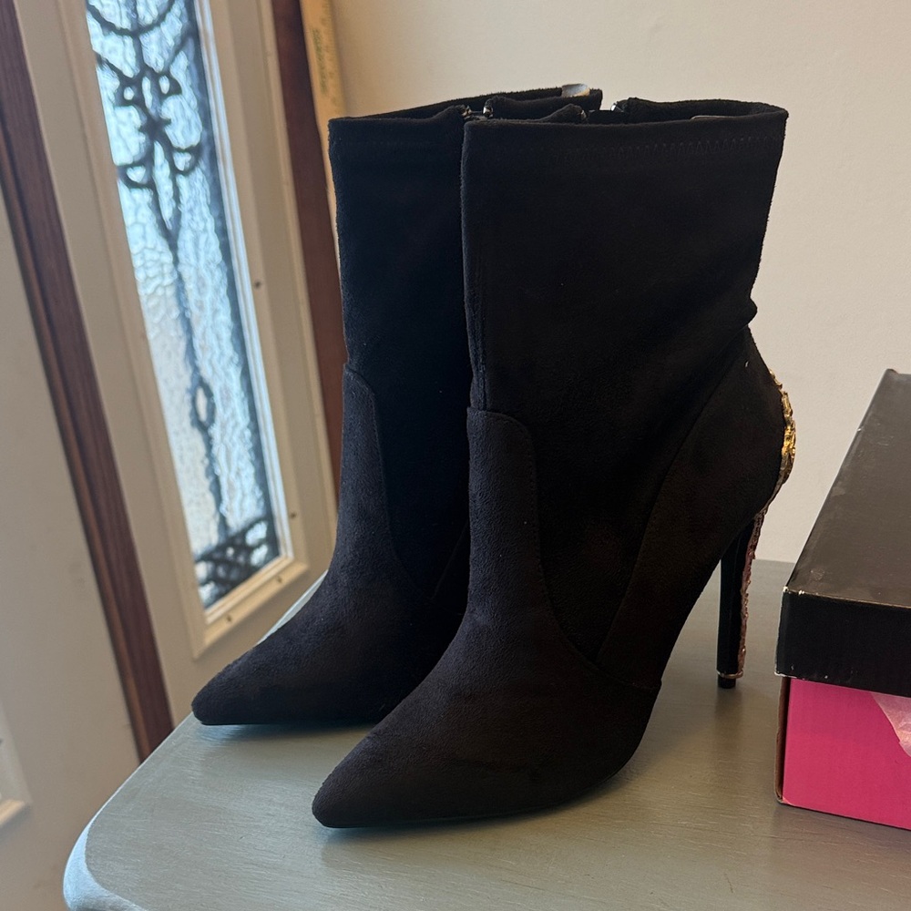 Charlotte Russe Black Heeled Boots - Picture 2 of 8